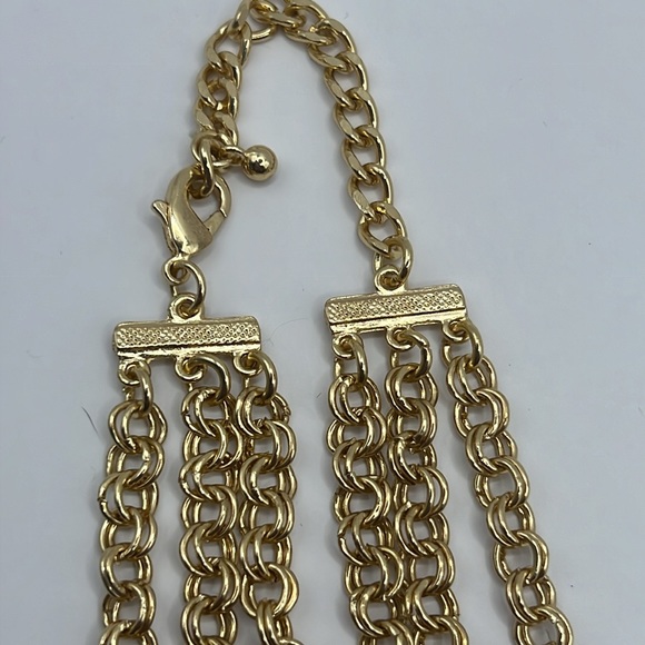 Triple Chain Gold Necklace. - Picture 6 of 6
